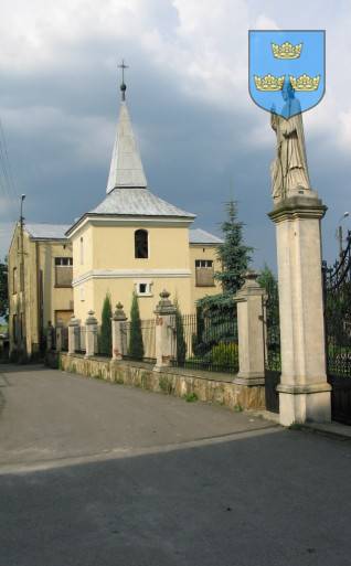 : Dzwonnica przy Kościele w Żarnowcu